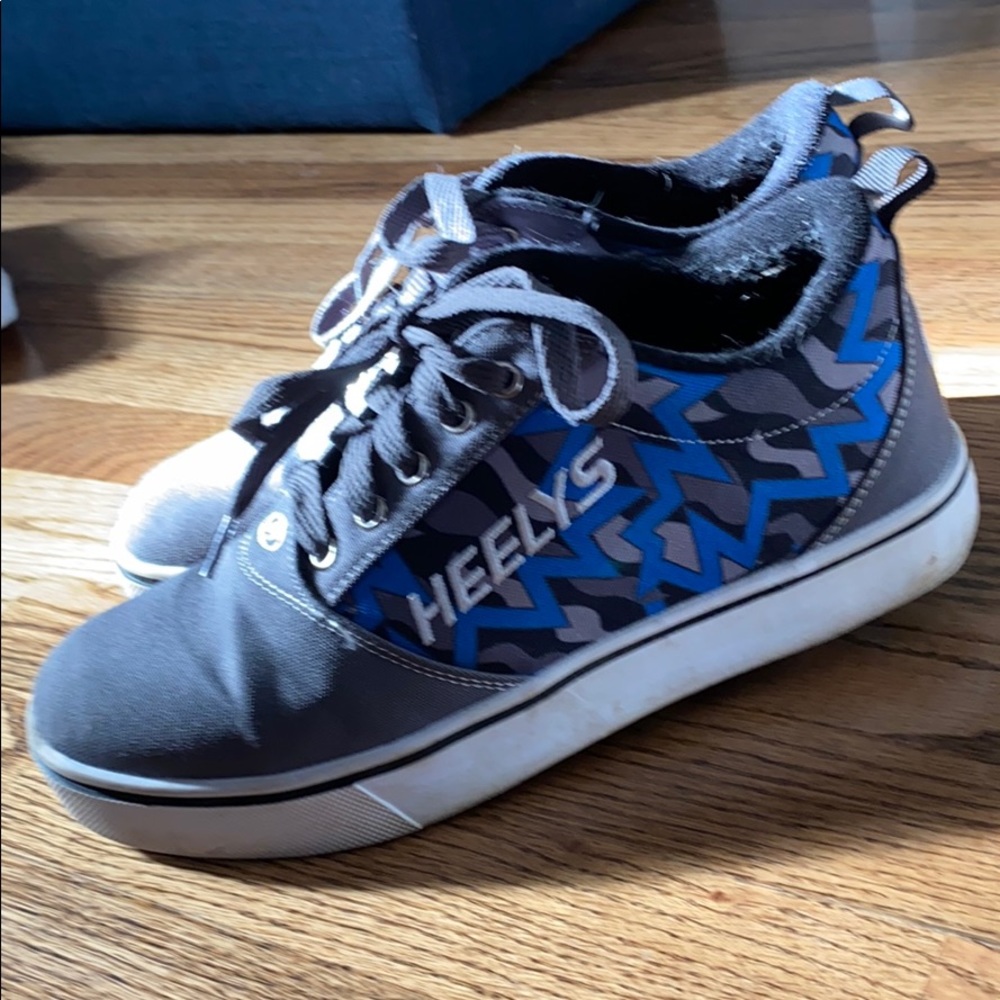 Heelys boys camo shoes